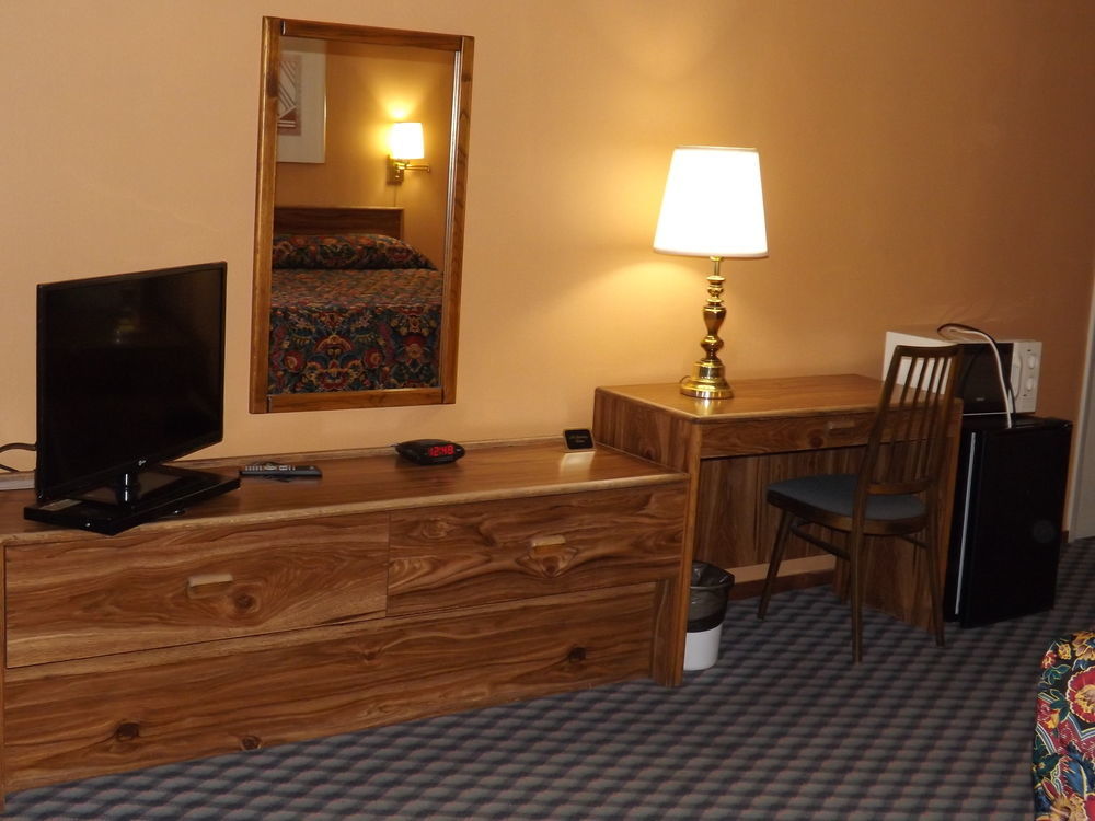 Tristar Inn Xpress Тикумкари Екстериор снимка