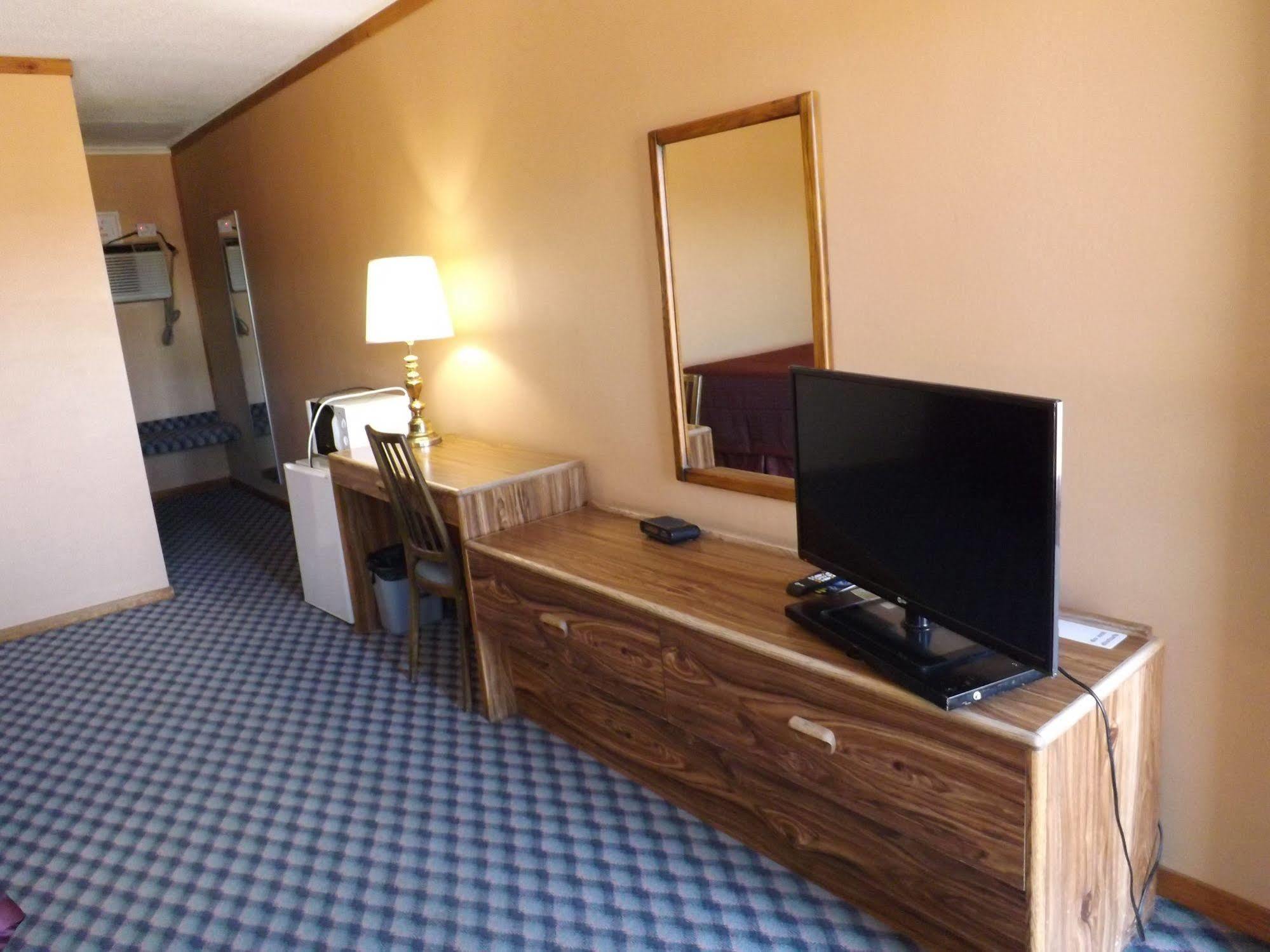 Tristar Inn Xpress Тикумкари Екстериор снимка