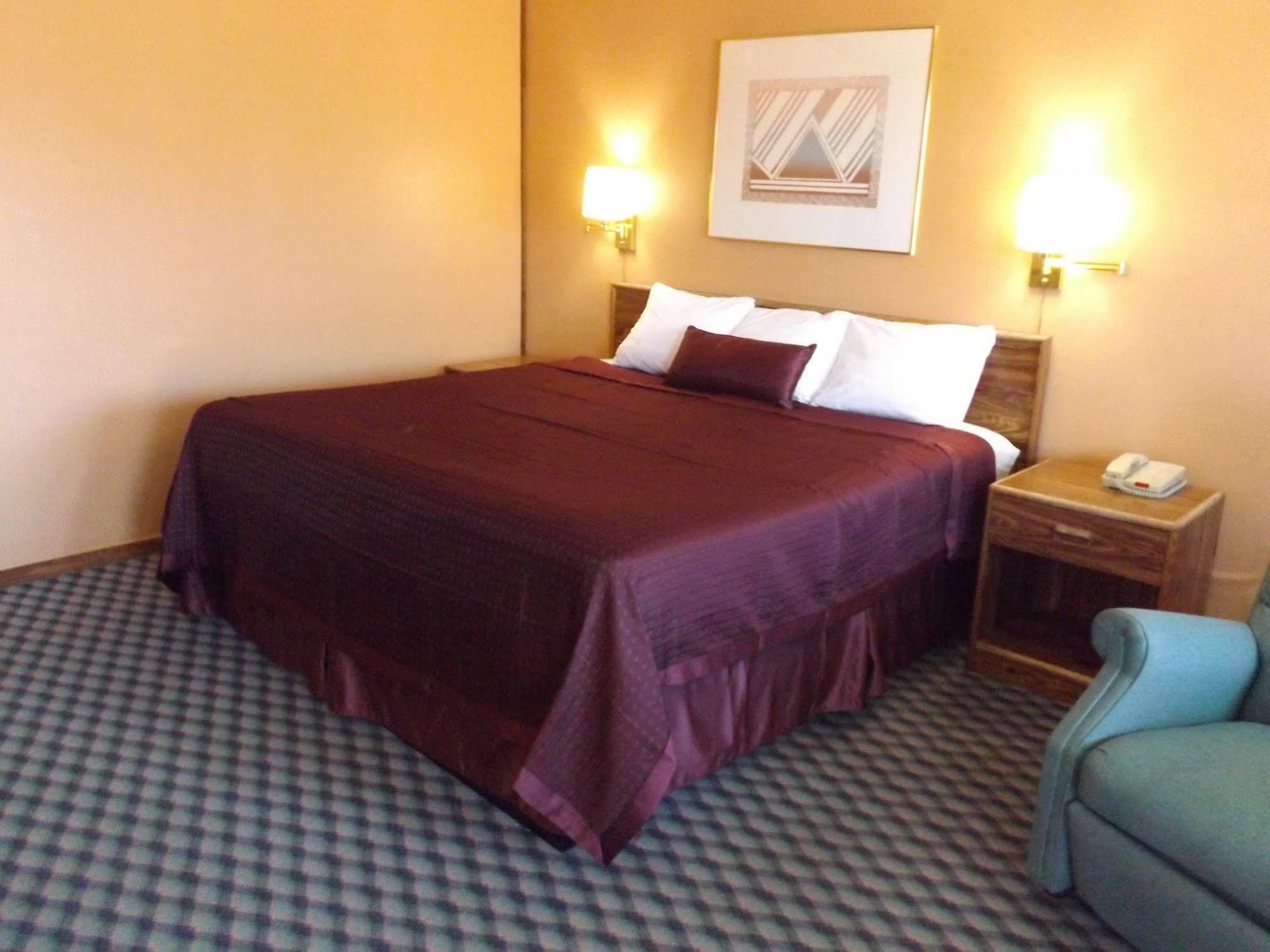 Tristar Inn Xpress Тикумкари Екстериор снимка