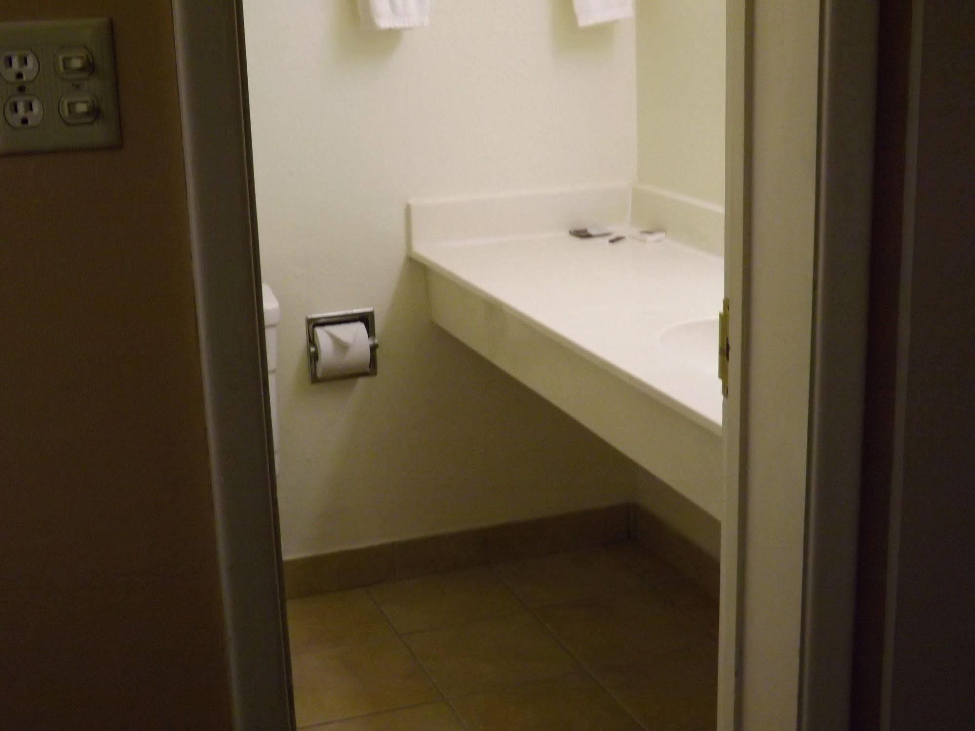 Tristar Inn Xpress Тикумкари Екстериор снимка